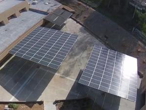 hệ thống lắp đặt bãi đậu xe năng lượng mặt trời